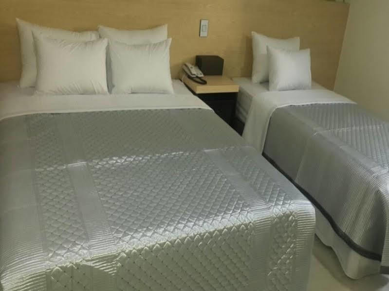 White Hotel Suwon Buitenkant foto