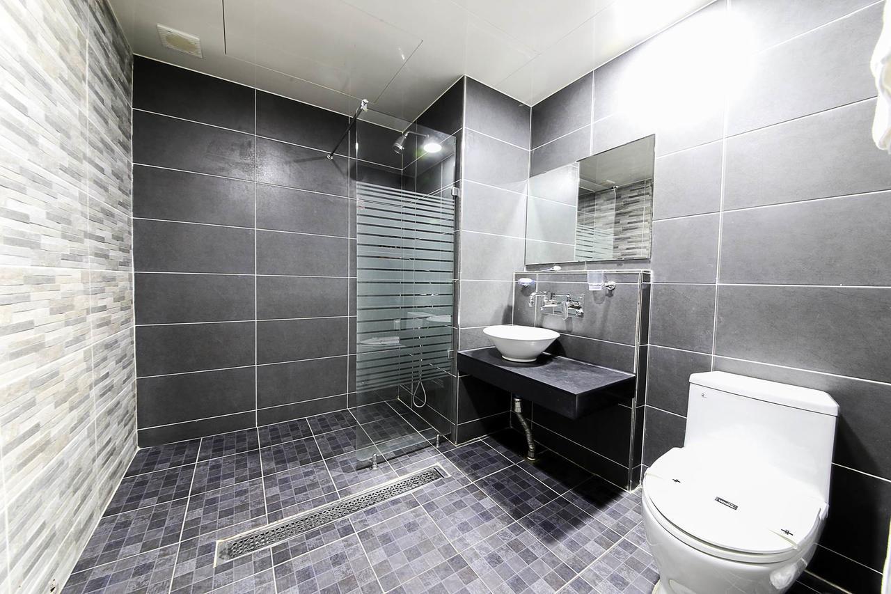 White Hotel Suwon Buitenkant foto