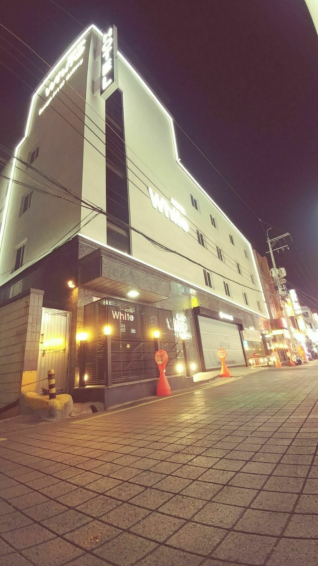 White Hotel Suwon Buitenkant foto
